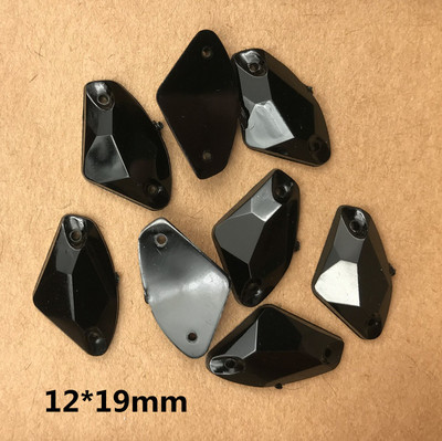 Dažādas formas melna akrila urbjmašīna ar roku šūšana dimanta kāzu apavi DIY rotaslietas aksesuāri brīvi krelles kāzu kleita