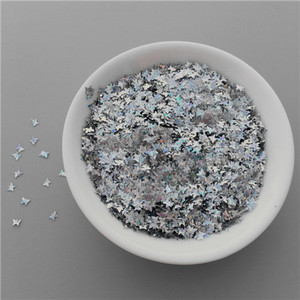 10 g/partija 3 mm mazi tauriņa formas vizuļi, kas paredzēti rokdarbiem, kas paredzēti nagu mākslas manikīram/kāzu dekorēšanai.