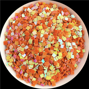 10g (4000gab.) Izmērs 2,5*2,5mm Plakana kvadrāta formas vaļīgi fliteri Pailletes nagu mākslas darbiem, nagu vizuļi, kāzu dekorācijas konfeti