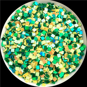 10g (4000gab.) Izmērs 2,5*2,5mm Plakana kvadrāta formas vaļīgi fliteri Pailletes nagu mākslas darbiem, nagu vizuļi, kāzu dekorācijas konfeti