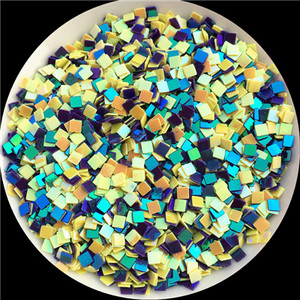 10g (4000gab.) Izmērs 2,5*2,5mm Plakana kvadrāta formas vaļīgi fliteri Pailletes nagu mākslas darbiem, nagu vizuļi, kāzu dekorācijas konfeti