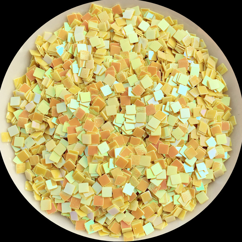 10g (4000gab.) Izmērs 2,5*2,5mm Plakana kvadrāta formas vaļīgi fliteri Pailletes nagu mākslas darbiem, nagu vizuļi, kāzu dekorācijas konfeti