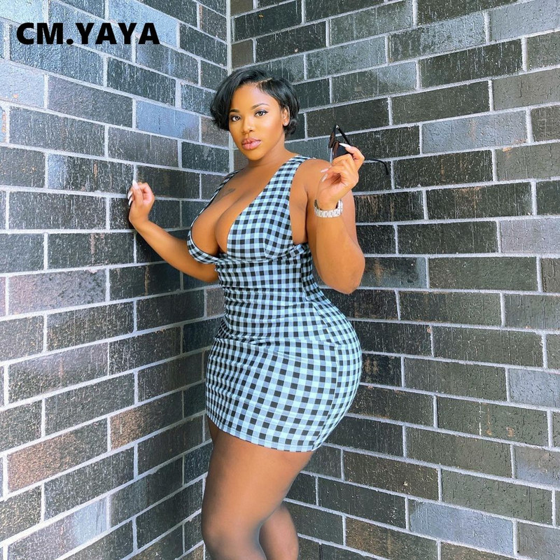 CM.YAYA sieviešu lielizmēra kleita ar rūtainu piedurknēm bez piedurknēm V-veida kakla elastīgas, šauras ķermeņa kleitas Sexy Fashion Street Vestidos vasaras apģērbs