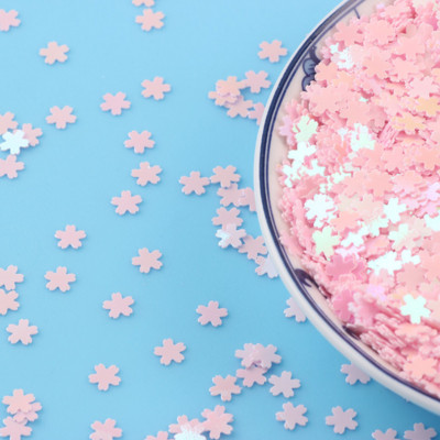 20g 5mm Paiete libere de flori de cireș pentru artizanat Paillettes Sakura Confetti cu sclipici DIY Nail Arts Accesorii de decorare manichiură