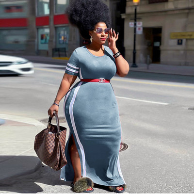 CM.YAYA eleganta lielizmēra izliekta sieviešu kleita ar svītrām sāniem, dalītu sānu īsām piedurknēm, maksi garu t-veida stila kleitu