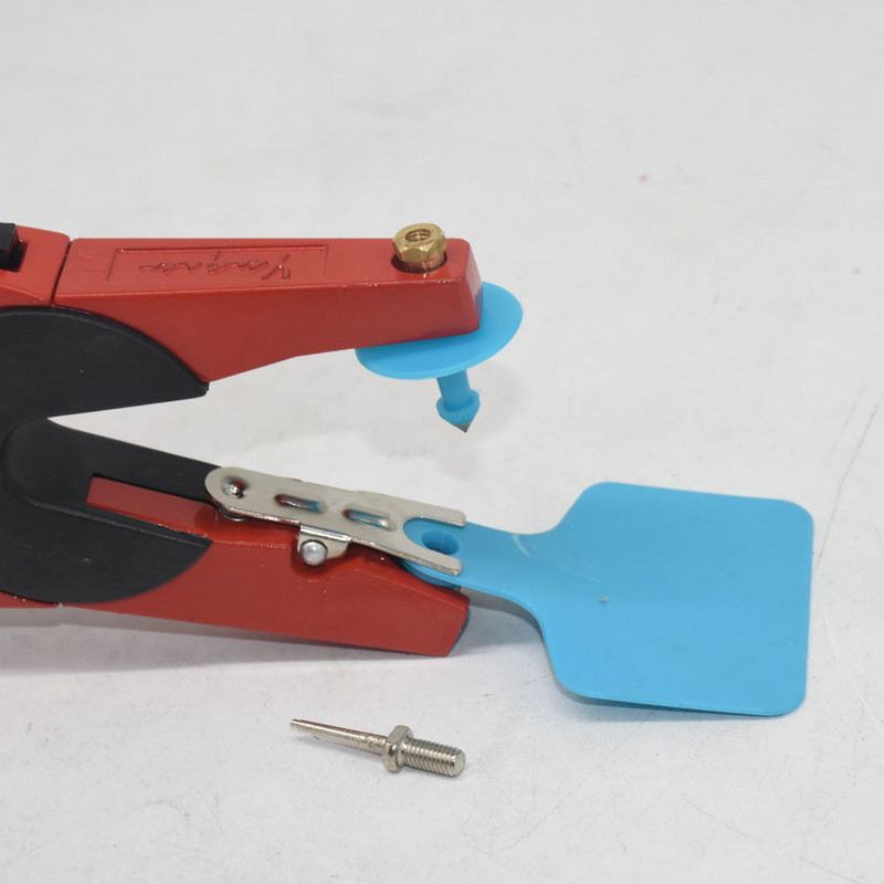 1 gab Ausu marķējuma spailes un griezējknaibles Birku aplikatori Lauksaimniecības dzīvnieku metāla ausu ērkšķu knaibles Cūkas govs aitas truša identifikācijas rīks