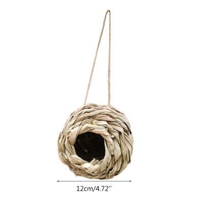 Bird Grass House Chickadee salmu būda ārā, piekarināma dabīgās šķiedras ligzda ar smailu augšdaļu, lai paslēptu kanārijputni