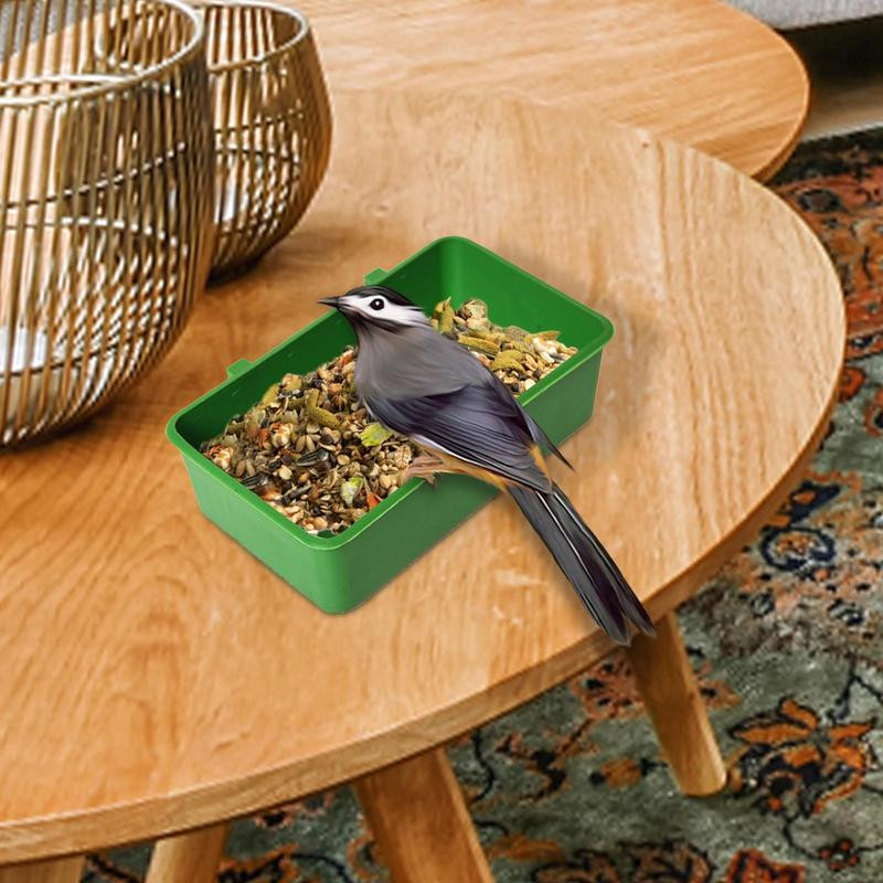 Вана за птици за клетка Висяща купа Вана за папагал Многофункционална душ кутия за папагал с две странични куки Аксесоари за душ за птици