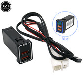 Univerzális, két USB portos autós töltő AUX audio aljzat QC3.0 gyorstöltő adapter LED feszültségmérő kijelzővel a Toyotához