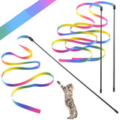 2 DB Kisállat macska játékok Aranyos Vicces szivárványcsíkok Bot Cat Teaser Pálca Kisállatjátékok macskáknak Interaktív játékok Macskakellékek Kisállat termékek