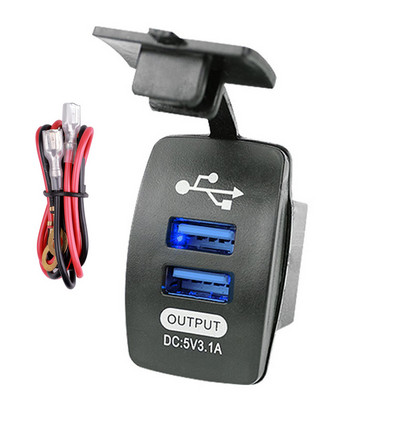 12V-24V autós töltő aljzat Kettős USB port 3.1A Auto Adapter Vízálló Porálló telefontöltő Iphone Xiaomi Redmi Samsunghoz