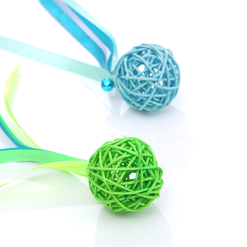 Produse pentru animale de companie Jucărie pentru pisici pentru animale de companie Noua zână Temperament Panglică cu minge de ratan Jucărie pentru animale de companie Jucărie amuzantă cu clopot Jucărie interactivă pentru pisici