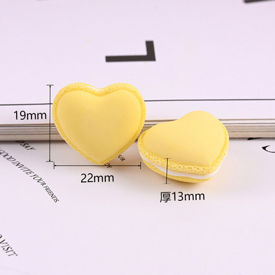 10db Szimulációs szív alakú Macaron krémtorta gyanta hamis desszert esküvői dekorációhoz ablak fotózás kellékek barkács ékszer készítés
