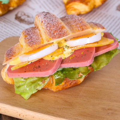 1 db mesterséges croissant desszert hamis étel dekoráció fényképezés profi ételszimuláció torta modell teásasztal dekoráció FCYY-026