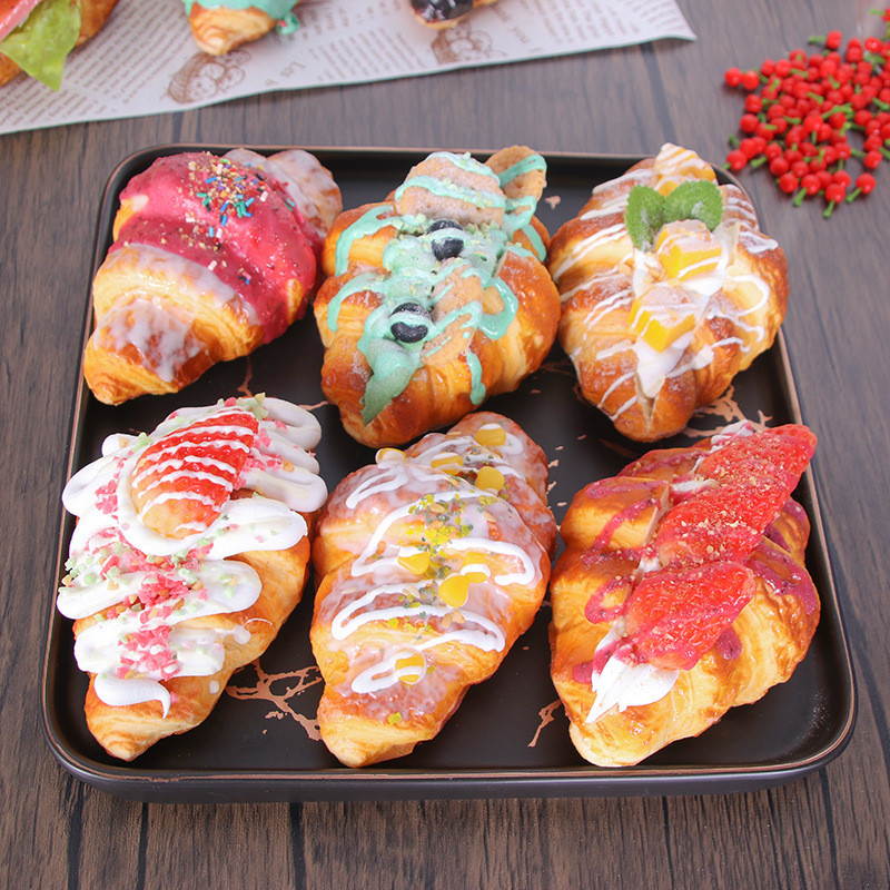 1PC Desert Croissant Artificial Decorare Mancare Falsa Fotografie Simulare Alimente Pro Model Tort Ceai Decorare Masa FCYY-026