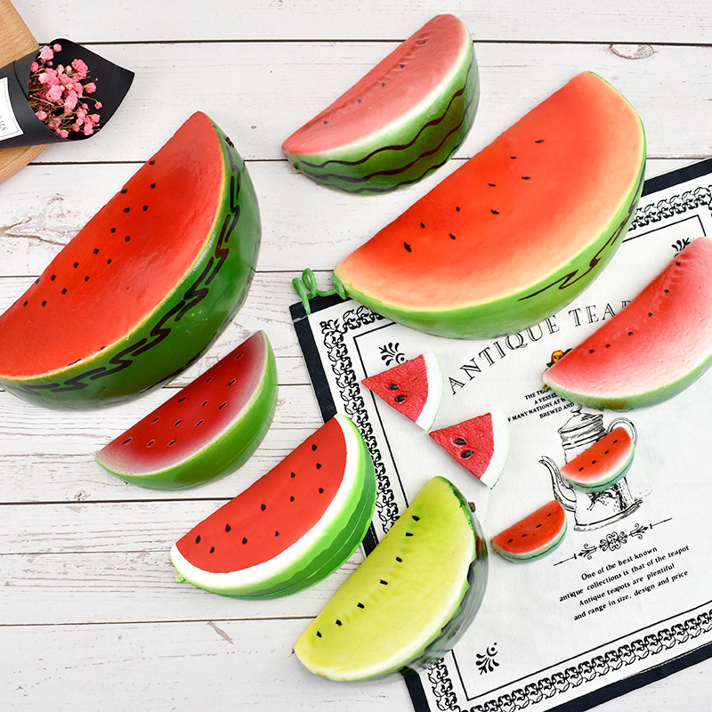 Műanyag szimuláció Görögdinnye Mesterséges Kreatív Hamis gyümölcs Dekor Kézműves Ételfotózás Kellékek Gyermekkora nevelési Ajándékok