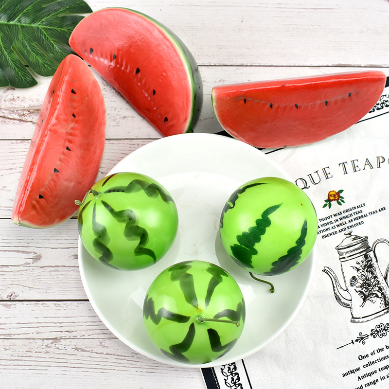 Műanyag szimuláció Görögdinnye Mesterséges Kreatív Hamis gyümölcs Dekor Kézműves Ételfotózás Kellékek Gyermekkora nevelési Ajándékok