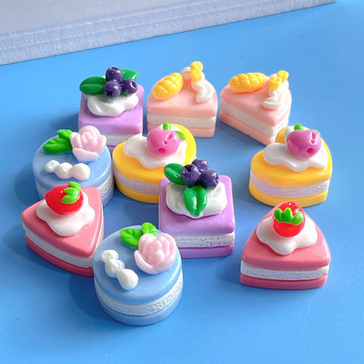10db Mini szimuláció 3D Gyümölcsréteg Torták Hamis ételdíszek Miniatűr torták Kawaii Barkácsolás Scrapbooking Kiegészítők Gyermekajándékok