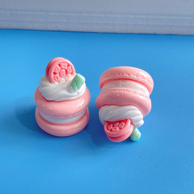 5 tk Simulatsioonikihiga kook 2x2x2,3 cm Vaigukoogid Võltstoidukaunistused Miniatuursed 3D-kreemikoogid Kawaii DIY scrapbooking tarvikud
