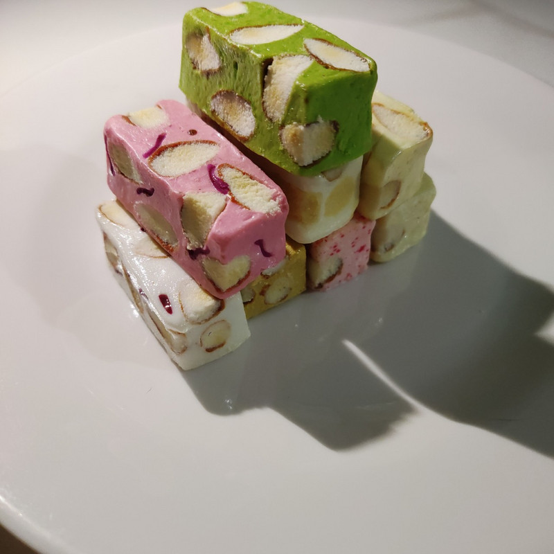 Προσομοίωση Nougat τεχνητό μοντέλο καραμέλας Fake Food Dessert Shop Βιτρίνα Βιτρίνα Διακοσμήσεις τραπεζιού γάμου Παιδικό παιχνίδι