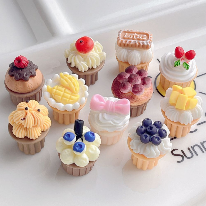 11 τμχ Mini Cream Cupcakes Ψεύτικα στολίδια τροφίμων Μινιατούρα Cup Cake Kawaii DIY Scrapbooking Accessories Imitation Small Cake Crafts