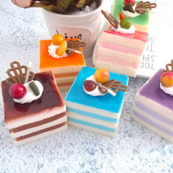 5 × 5 × 5,5 cm симулация PU квадратна торта с плодови сандвичи за промоция на магазин за десерти Примерни консумативи за снимане Аксесоар Торта Фалшива храна