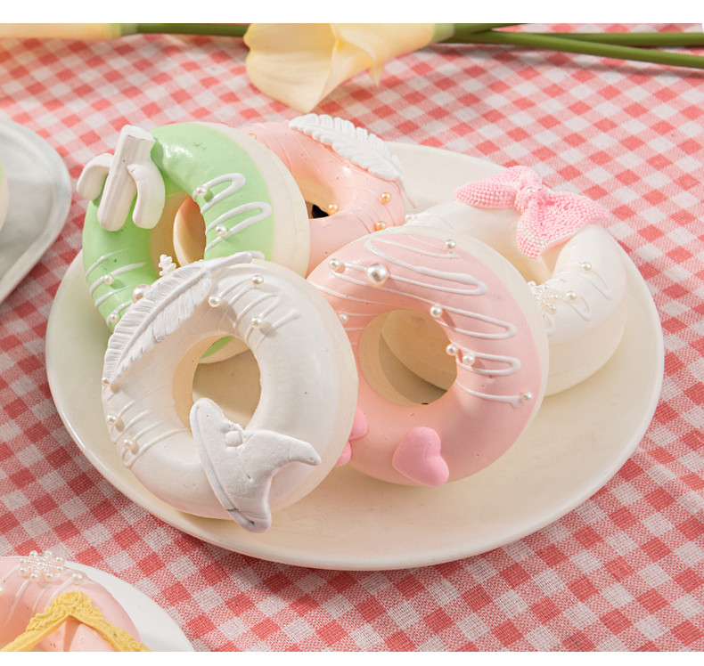 Szimuláció mesterséges rózsaszín zöld fehér aranyos fánk torta szimuláció kenyér torta otthoni dekoráció bemutató esküvői édes dekoráció