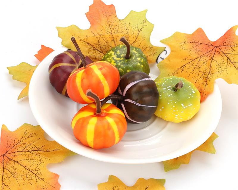 6 DB Halloween tök szimulált dekoratív aranyos mini sütőtök kis mesterséges sütőtök fotó kellékek fesztivál party dekoráció