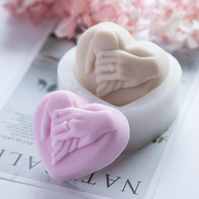 3D Heart-shaped Silicone Mold DIY Love Candle Soap Plaster Epoxy Making Chocolate Ice Cake Baking Tools for Valentine`s Day Gift