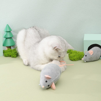 Симулационна мишка Котешка играчка Забавна мека плюшена мишка Звукова скърцаща играчка за котки Устойчивост на надраскване и ухапване Интерактивна играчка коте котешка трева