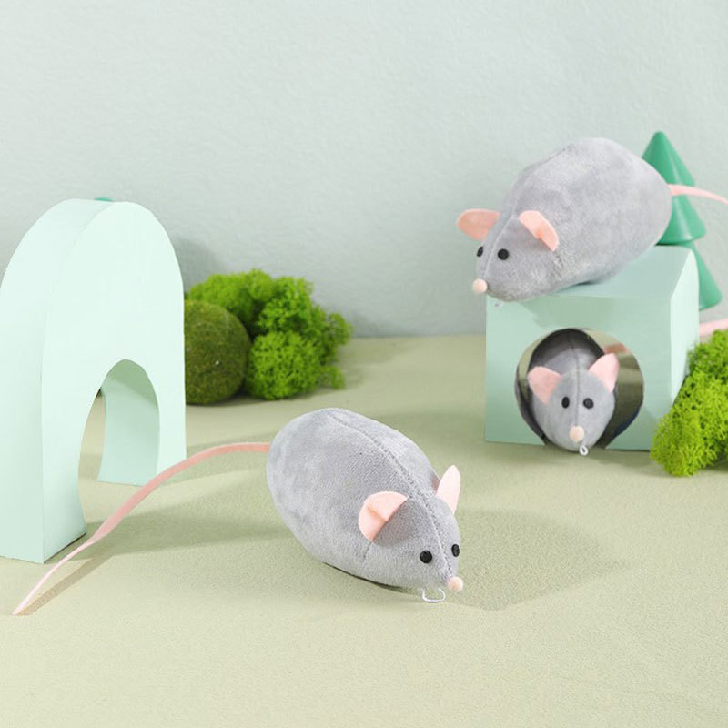 Szimulációs egér macskajáték Vicces puha plüss egérhangú, nyikorgó játék macskáknak karcolás-harapásálló interaktív cica macskamenta játék