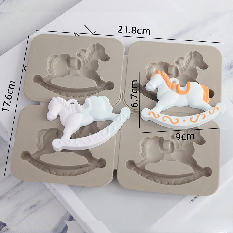 Szilikon 4 üregű trójai faló alakú aromaterápiás forma, kézzel készített eszközök parfümszappan gyanta kézművességhez