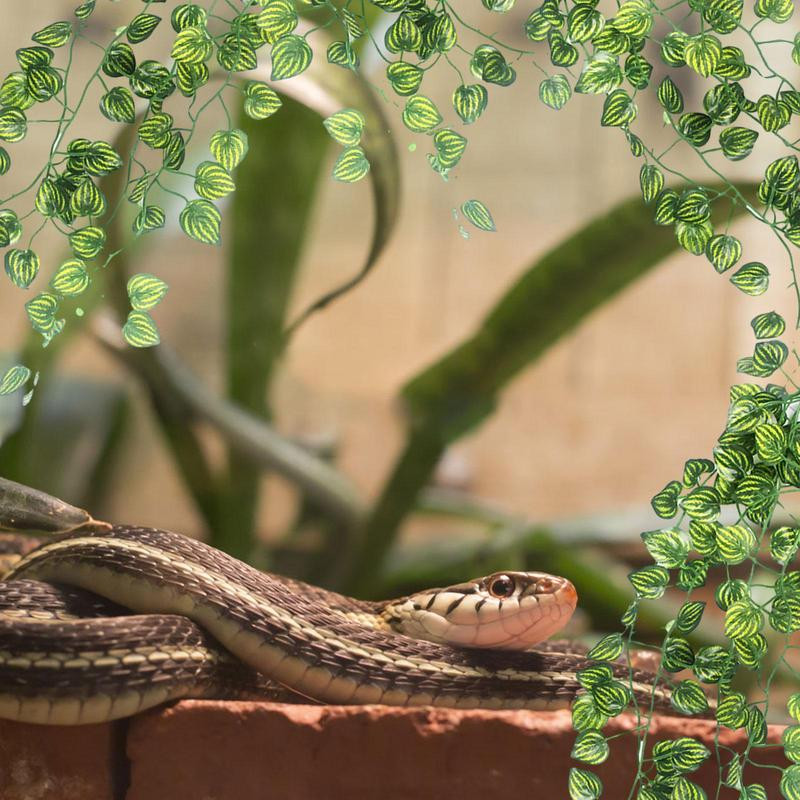 Mesterséges trópusi növények hüllők trópusi növények szőlőültetvények élőhelydíszek Vízálló univerzális valósághű mesterséges levelek