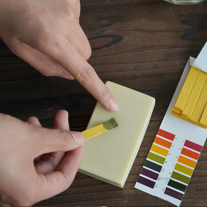 80 vnt PH bandymo juostelių, skirtų rankų darbo šalto muilo reikmenims gaminti, šarminio aptikimo 1–14 testeris popierius „pasidaryk pats“ amatų muilo gaminimo įrankiai