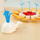 16 tk/komplekti puuviljakahvlid Kvaliteetsed puu-köögiviljatööriistad Puuviljakahvlite kirkad Multifunktsionaalsed puuviljahambaorkid