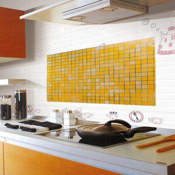 Αδιάβροχο αδιάβροχο αυτοκόλλητο αυτοκόλλητο τοίχου κουζίνας ανθεκτικό στη θερμότητα Αυτοκόλλητο τοίχου με φύλλο αλουμινίου με πιτσιλίσματα λαδιού