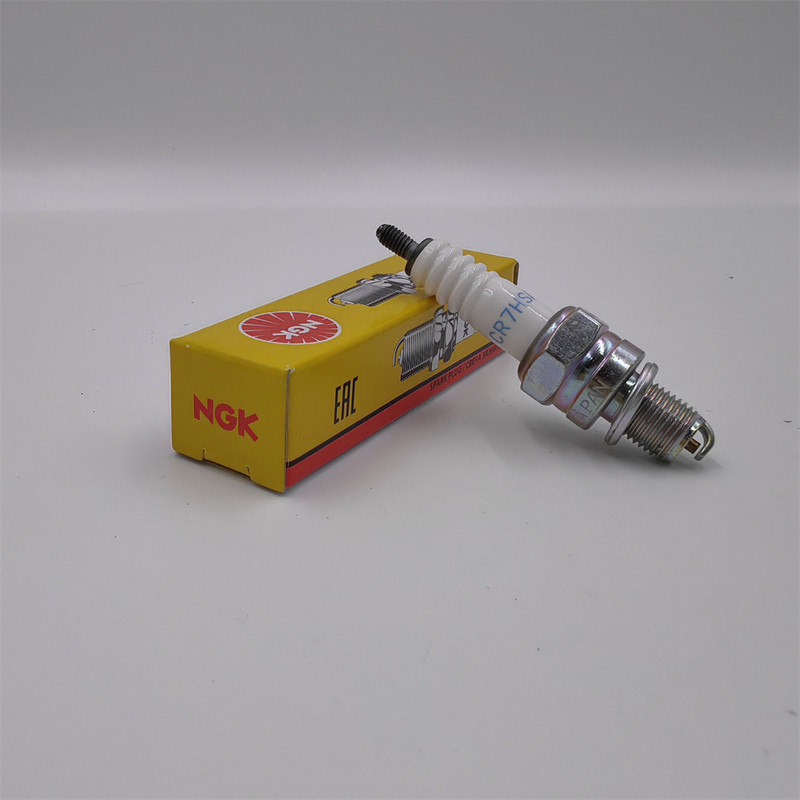 Originalni poklopac svjećice CR7HSA C7E NGK motocikl za svjećicu pogodan za većinu OHV Honda skutera