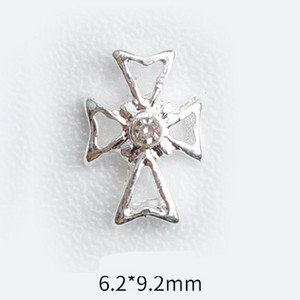 20 de bucăți Mini din aliaj Croce Nail Art Charm 3D Mic Cromat Argint Antic Inimă Decorare unghii Bijuterii Design Punk Accesorii pentru unghii