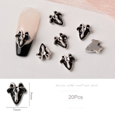 20 de bucăți Mini din aliaj Croce Nail Art Charm 3D Mic Cromat Argint Antic Inimă Decorare unghii Bijuterii Design Punk Accesorii pentru unghii
