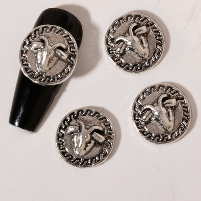 20 de bucăți Mini din aliaj Croce Nail Art Charm 3D Mic Cromat Argint Antic Inimă Decorare unghii Bijuterii Design Punk Accesorii pentru unghii