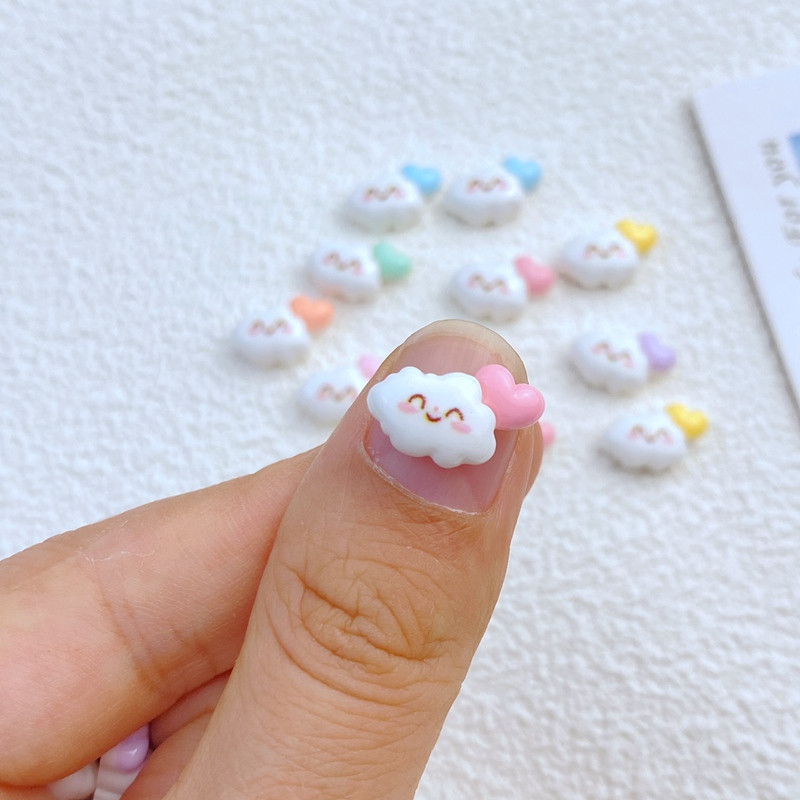 30 vnt. Naujas mielas mini meilės debesėlis nagų krištolas brangakmeniai blizgantys nagų dailė papuošalai manikiūras nagų dekoravimo aksesuaras