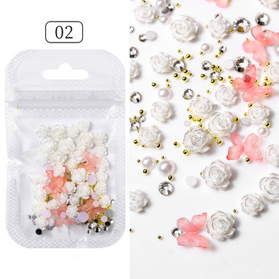 Uued 3D-küünekaunistused Rhinestones Armastus Südame Kujundus Kivid Läikiv Valgustundlik Kristall-klaashelmed Maniküür Dekoor