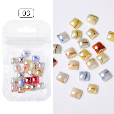 Uued 3D-küünekaunistused Rhinestones Armastus Südame Kujundus Kivid Läikiv Valgustundlik Kristall-klaashelmed Maniküür Dekoor