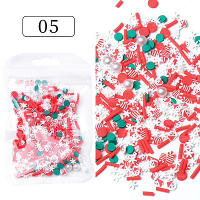 Uued 3D-küünekaunistused Rhinestones Armastus Südame Kujundus Kivid Läikiv Valgustundlik Kristall-klaashelmed Maniküür Dekoor