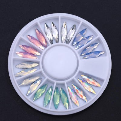 Geometrija od ružičastog zlata Zakovice od legure za nokte Kameleon kamen za nokte Rhinestone Male nepravilne perle 3D ukrasi za nokte u obliku kotača