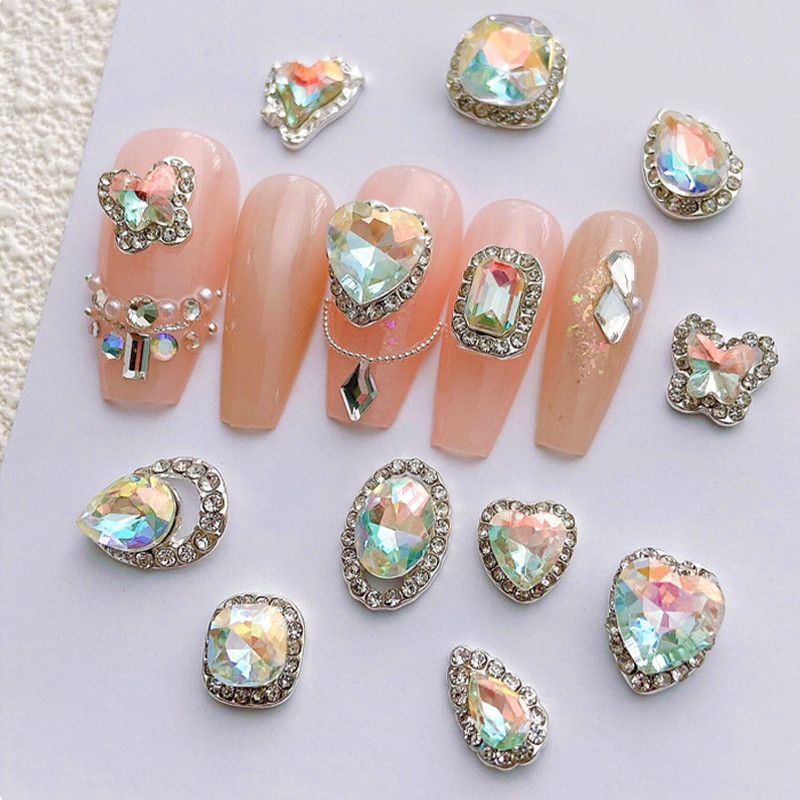 Inimioare colorate cu strasuri pentru unghii Fat Square Love Butterfly Metal Nail Charms 3D Nail Decoration Sparkling Decoration Manicur