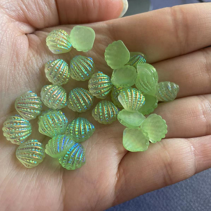 10 buc/sac Aurora Sea Shell Nail Art Charms 3D rășină japonez colorat Shell Nail Art Decoratiuni DIY unghii Accesorii 10X11.5mm