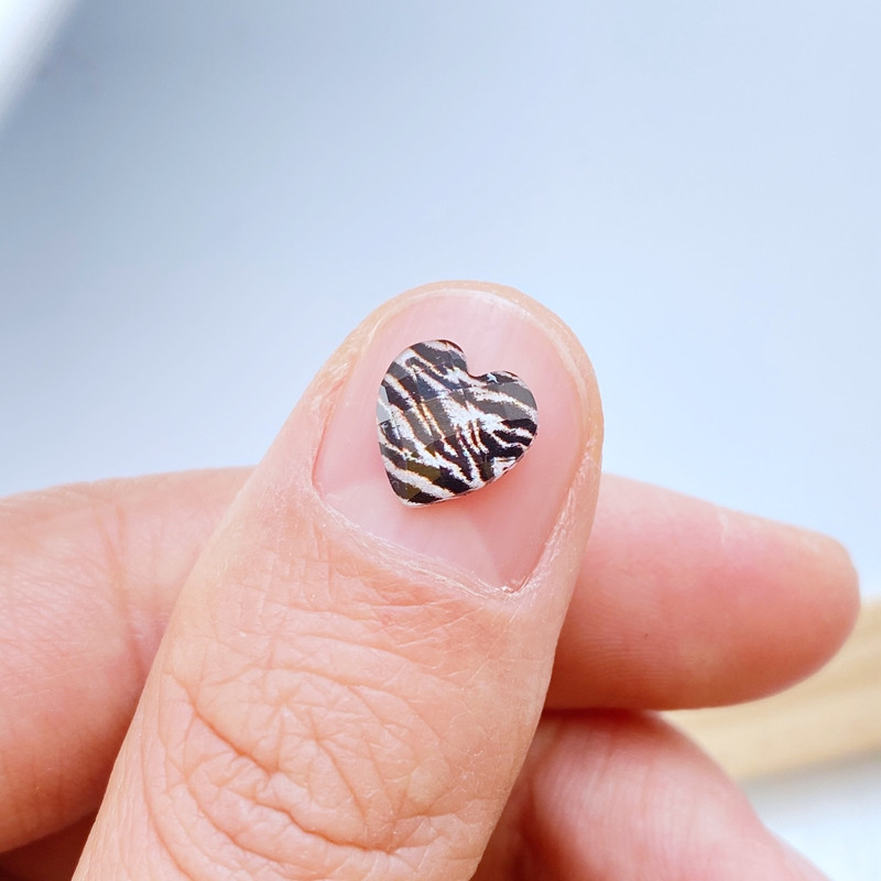 100 vnt. Nauji blizgantys leopardo širdies nagų krištoliniai akmenys brangakmeniai Blizgučiai nagų dailė Papuošalai Manikiūras Nagų dekoravimo aksesuaras