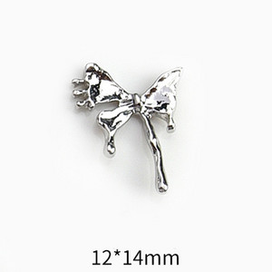 50 vnt. Japonijos Korėjos 3D nagų dailės žavesiai retro tamsaus kryžiaus angelas mišrių stilių nagų dailės puošyba, lydinys „pasidaryk pats“ manikiūro priedai