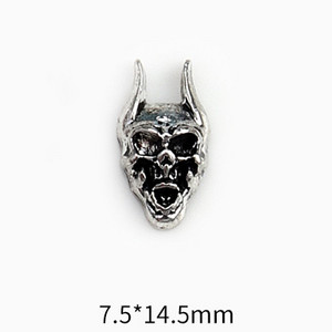 50 vnt. Japonijos Korėjos 3D nagų dailės žavesiai retro tamsaus kryžiaus angelas mišrių stilių nagų dailės puošyba, lydinys „pasidaryk pats“ manikiūro priedai